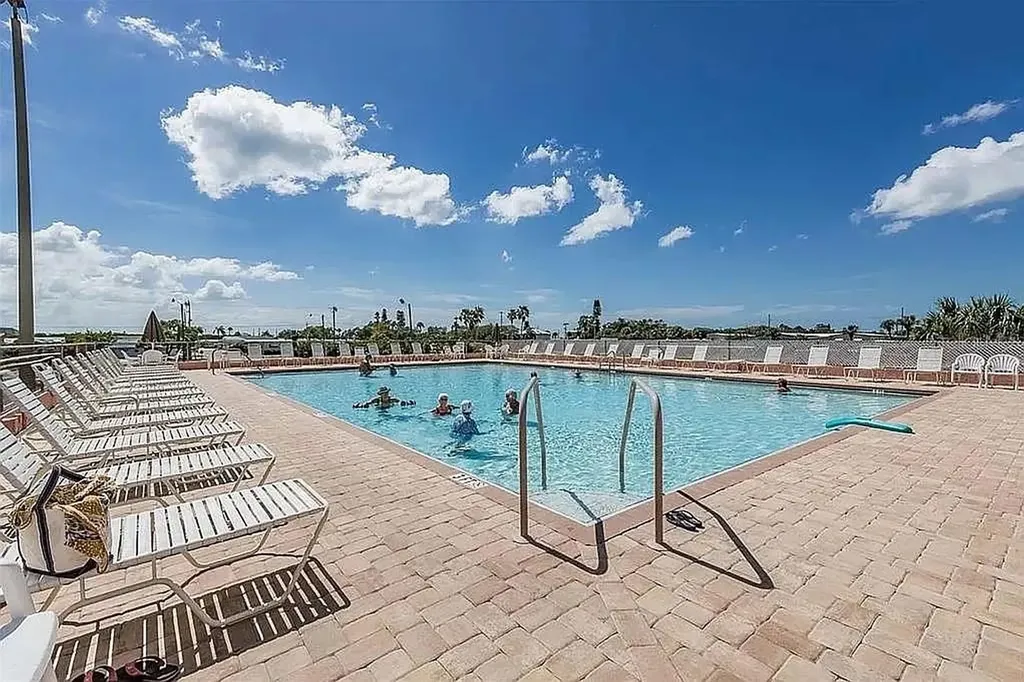 2216 Pennsylvania Avenue Bradenton FL 34207