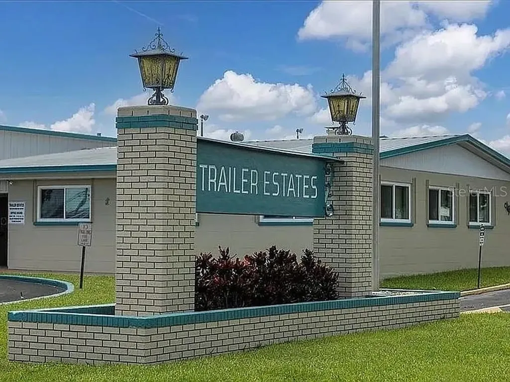 2216 Pennsylvania Avenue Bradenton FL 34207