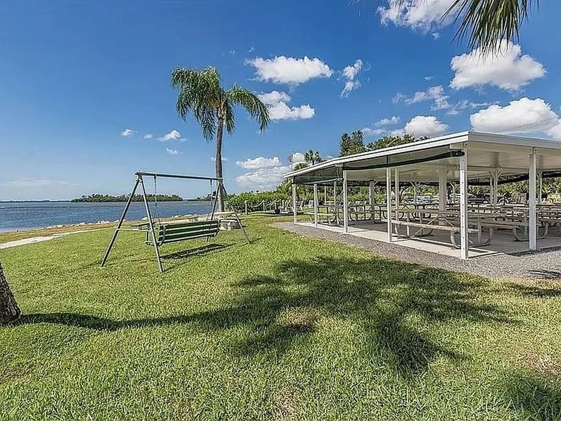 2216 Pennsylvania Avenue Bradenton FL 34207