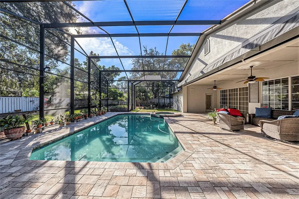 15818 Fairchild Drive Tampa FL 33647