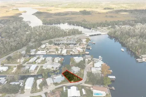 10199 W Blue Springs Court Homosassa FL 34448