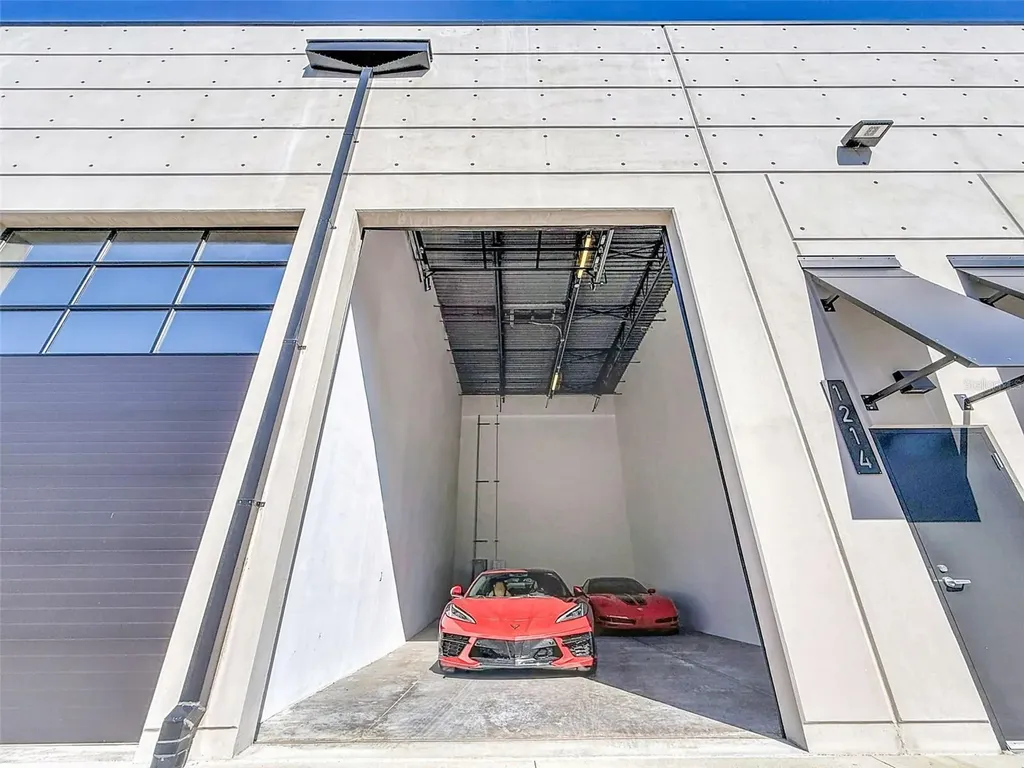 6500 Motor Enclave Way Tampa FL 33610