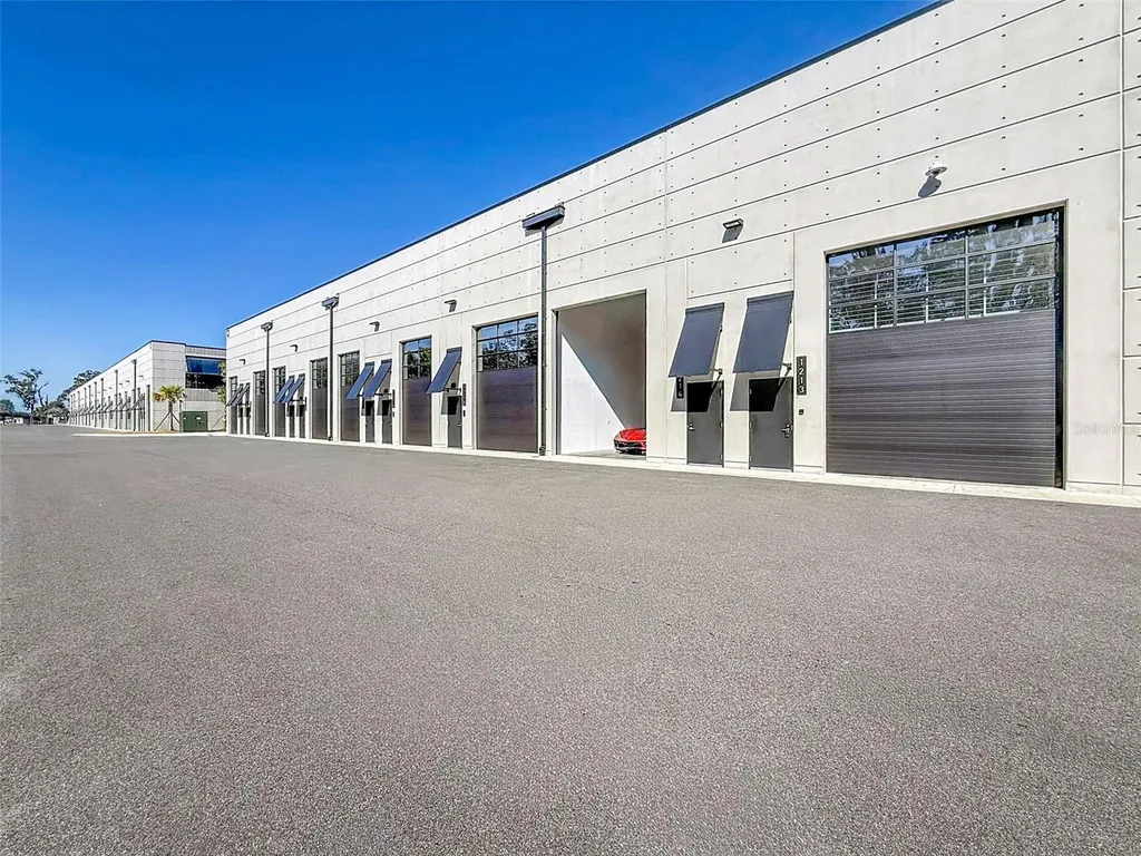 6500 Motor Enclave Way Tampa FL 33610