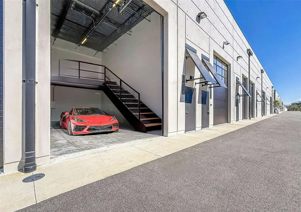 6500 Motor Enclave Way Tampa FL 33610