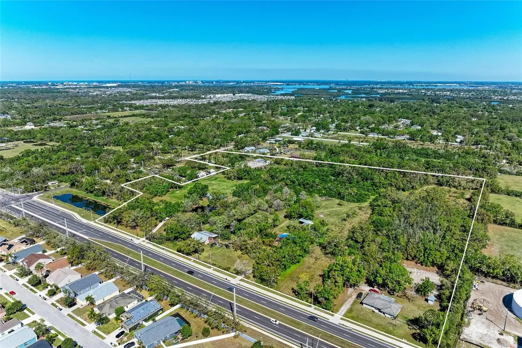 4609 44th Avenue E Bradenton FL 34203