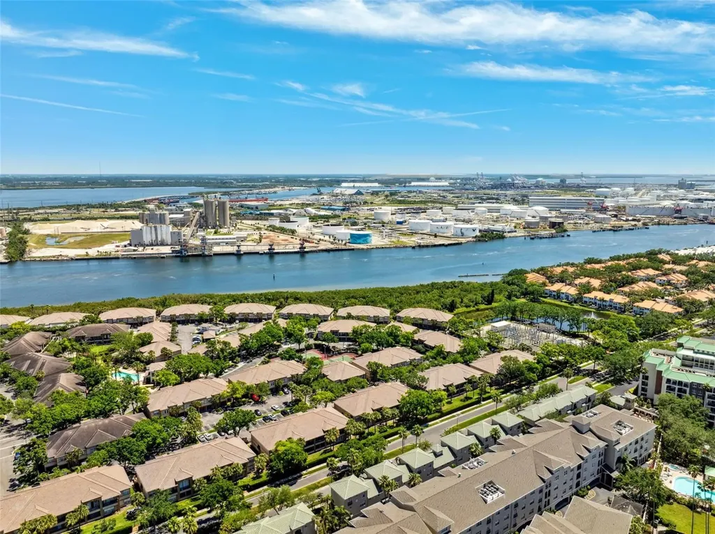 501 Knights Run Avenue Tampa FL 33602
