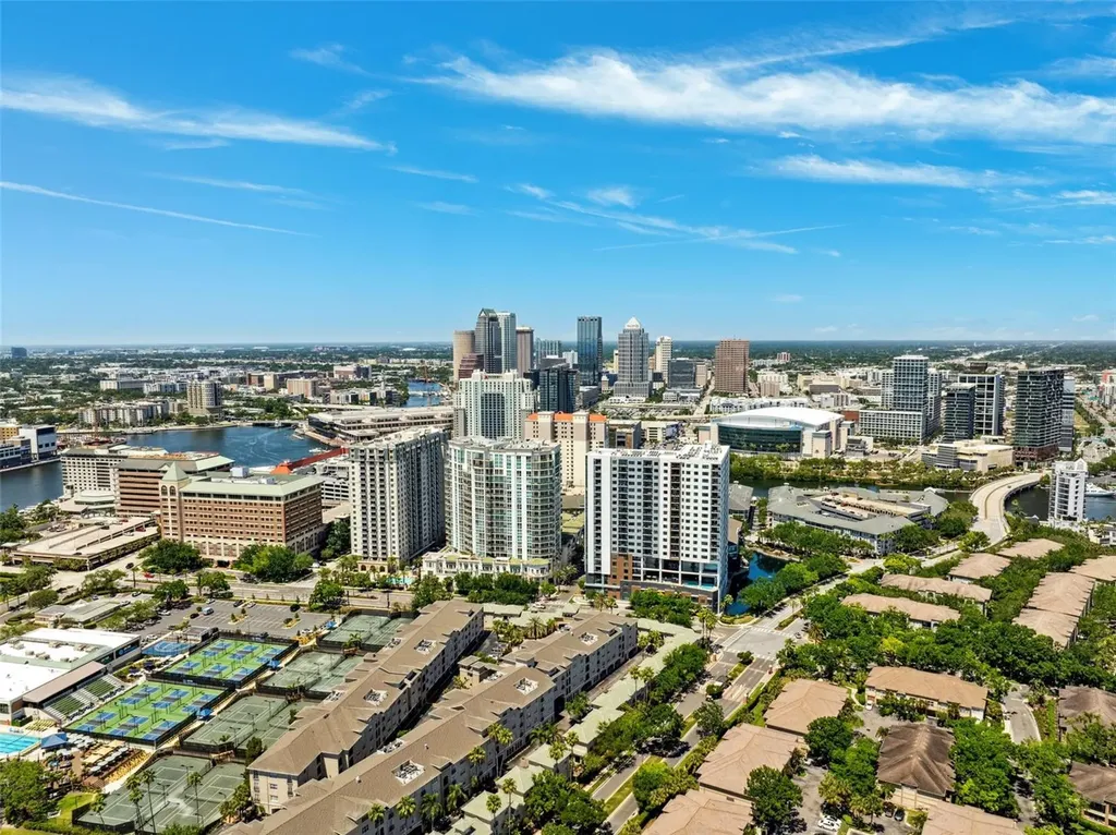 501 Knights Run Avenue Tampa FL 33602