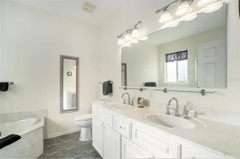 2083 NW 57th Court Ocala FL 34482