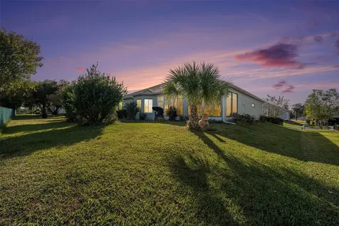 2083 NW 57th Court Ocala FL 34482