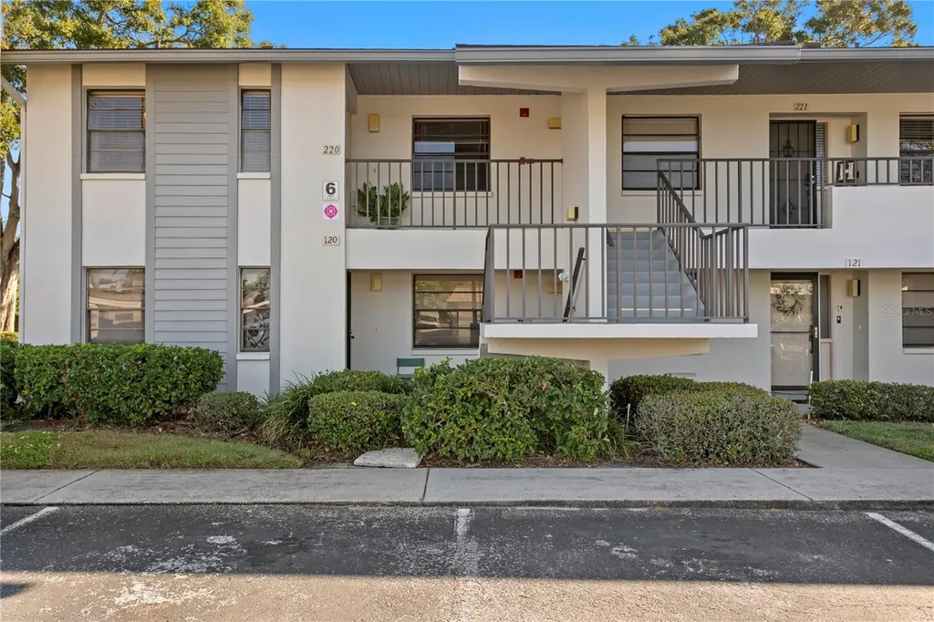1601 43rd Street N St Petersburg FL 33713