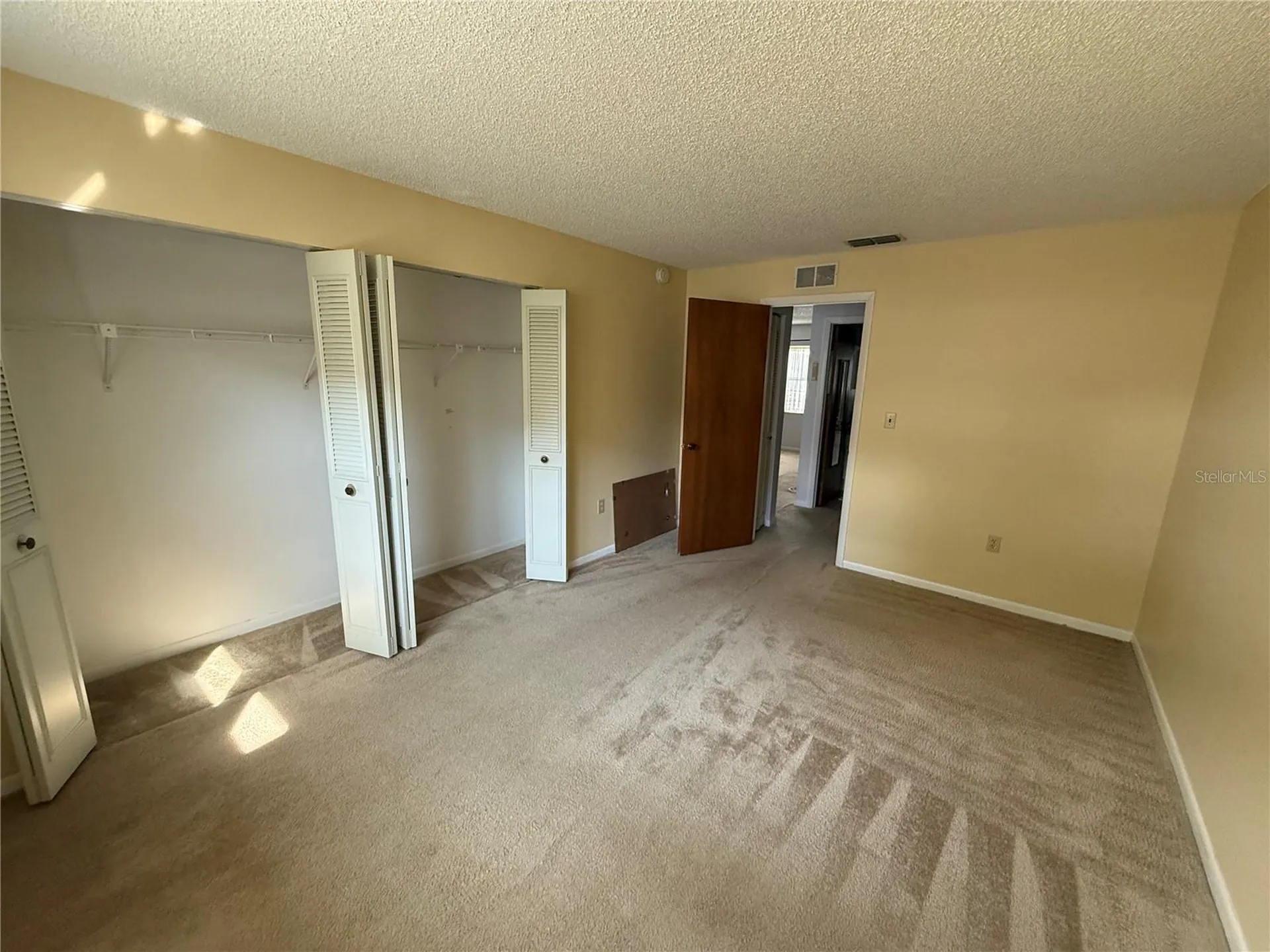 8472 Deauville N Pinellas Park FL 33781