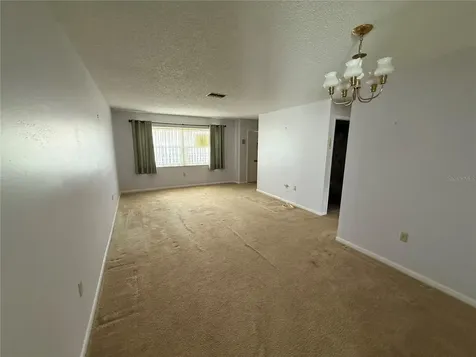 8472 Deauville N Pinellas Park FL 33781