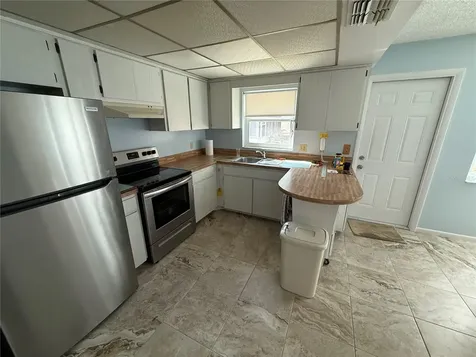 8472 Deauville N Pinellas Park FL 33781