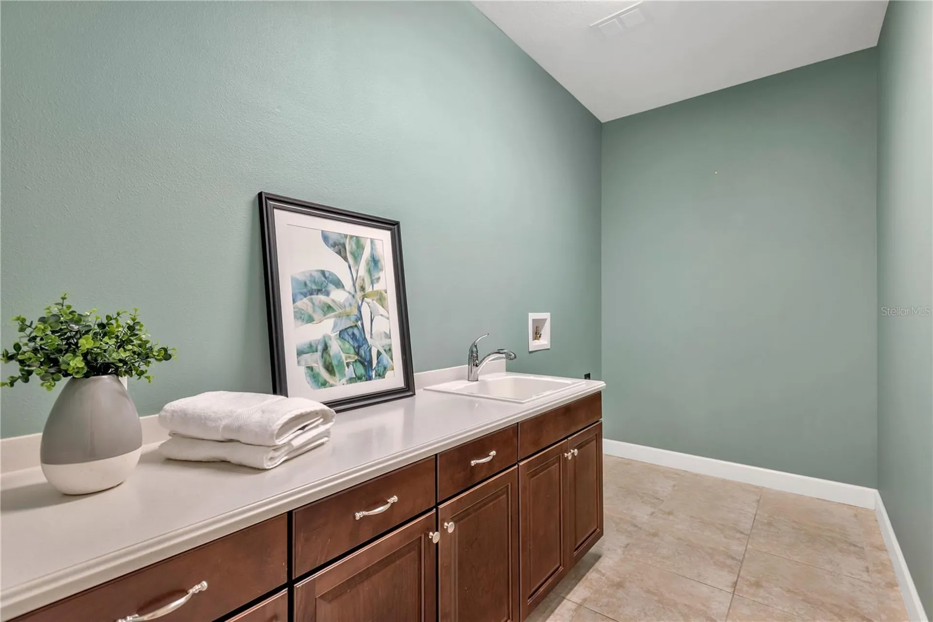 9127 Tillinghast Drive Tampa FL 33626