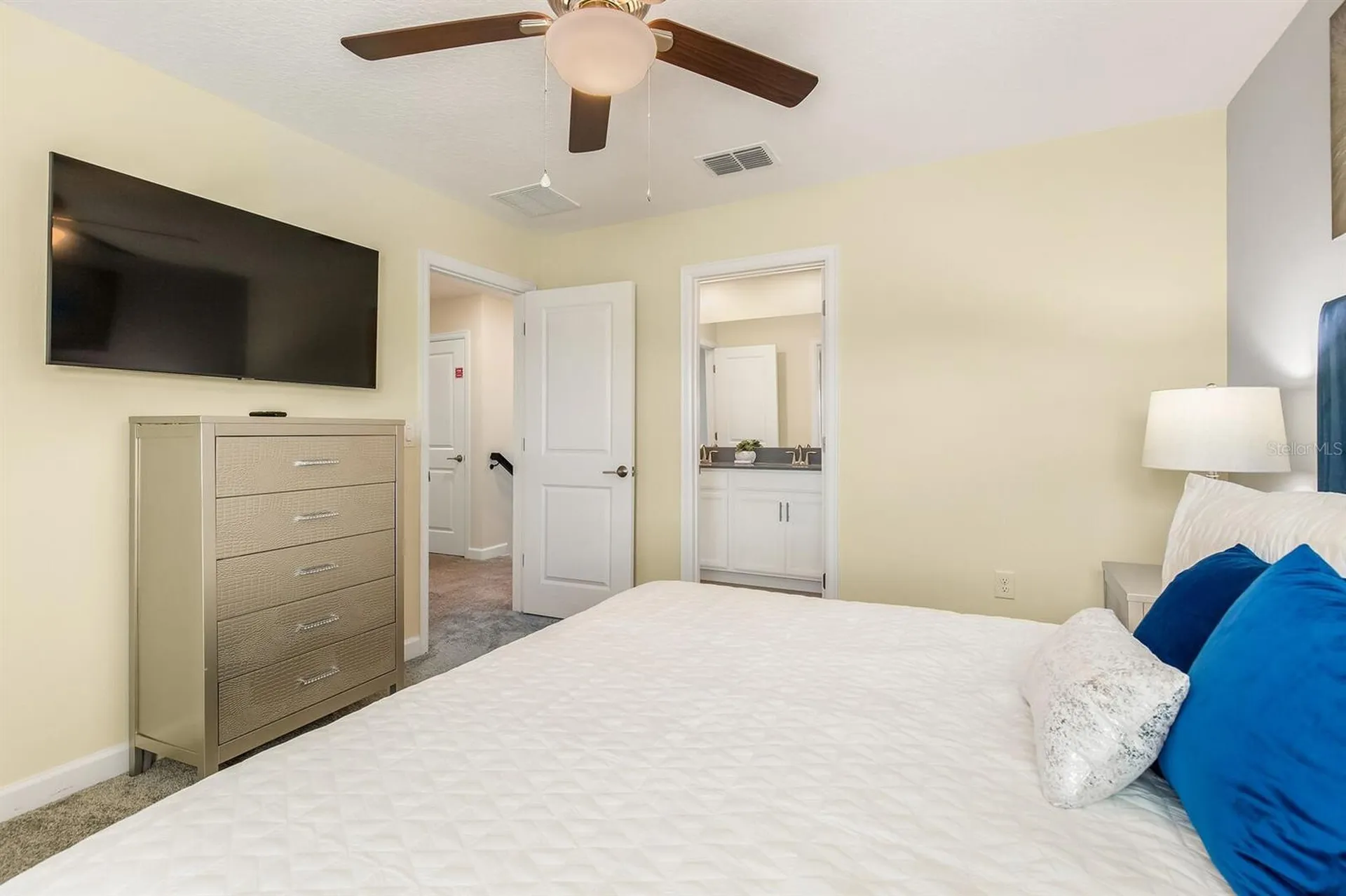 9012 Sommerset Hills Drive Davenport FL 33896