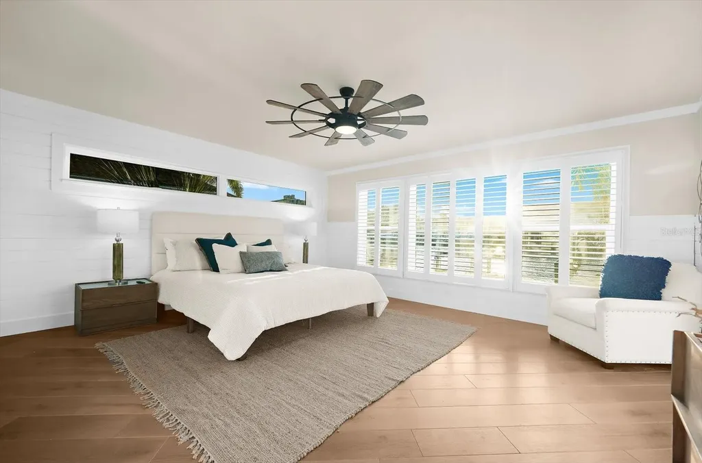 330 Leeward Island Clearwater Beach FL 33767