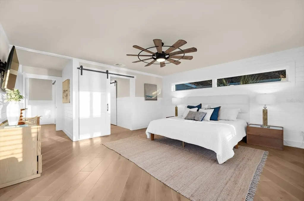 330 Leeward Island Clearwater Beach FL 33767
