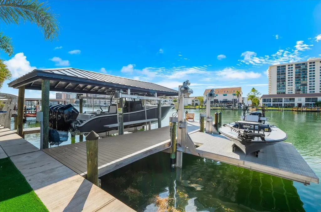 330 Leeward Island Clearwater Beach FL 33767