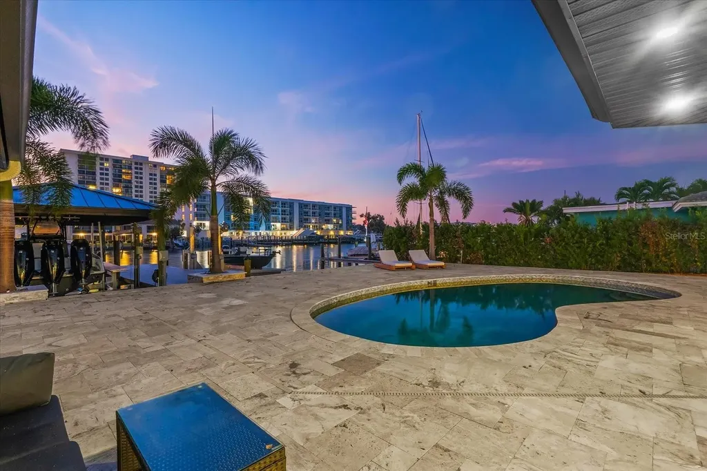 330 Leeward Island Clearwater Beach FL 33767