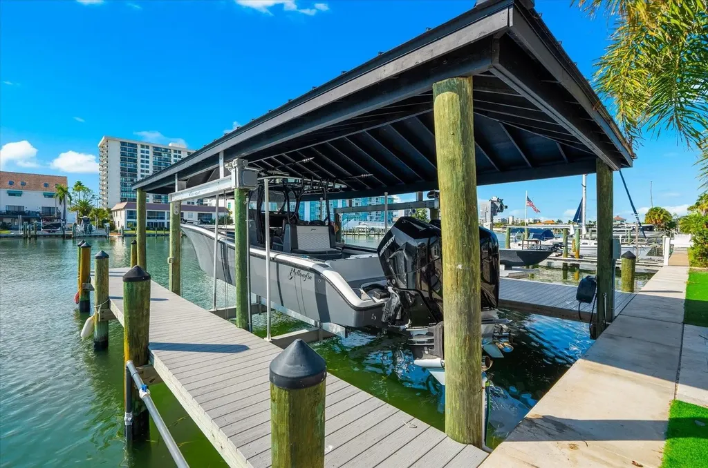 330 Leeward Island Clearwater Beach FL 33767