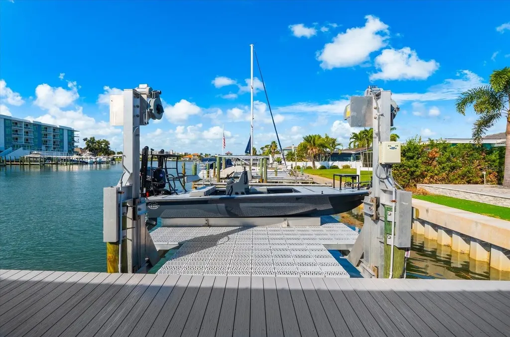 330 Leeward Island Clearwater Beach FL 33767