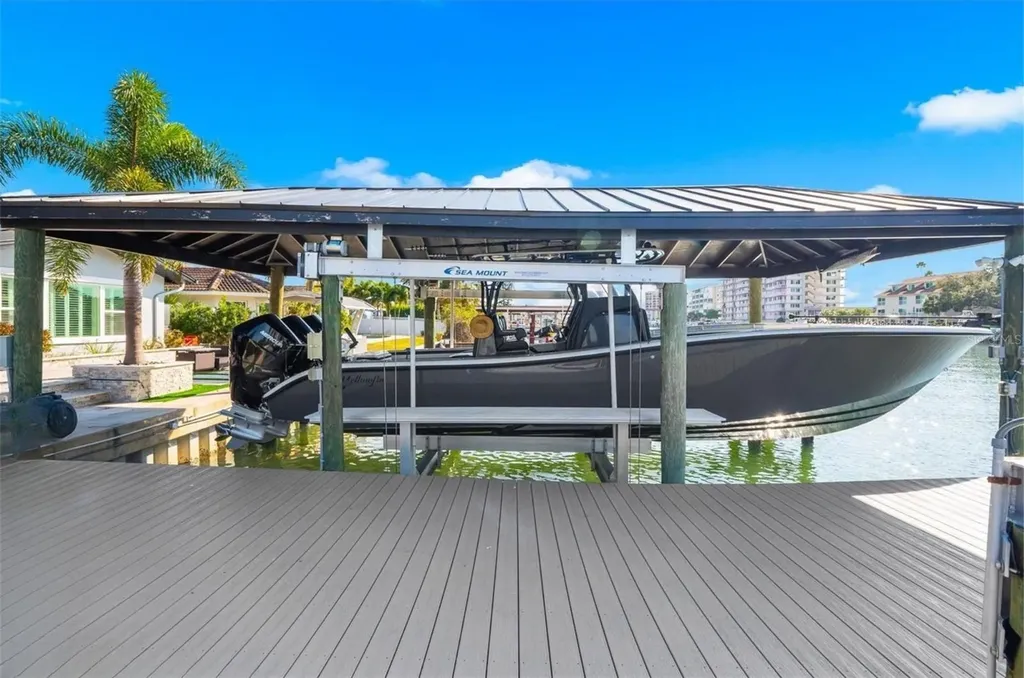 330 Leeward Island Clearwater Beach FL 33767