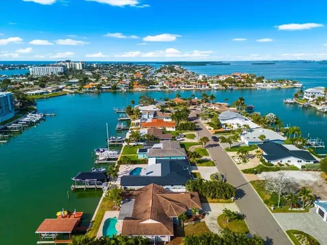 330 Leeward Island Clearwater Beach FL 33767