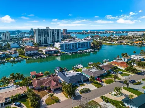 330 Leeward Island Clearwater Beach FL 33767