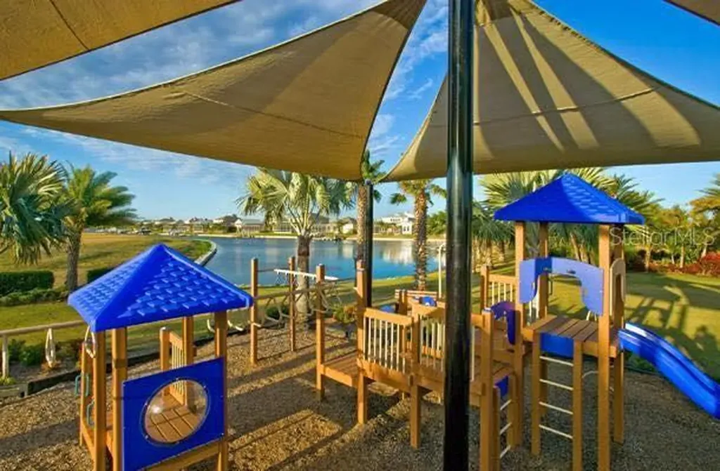 1088 Signet Drive Apollo Beach FL 33572