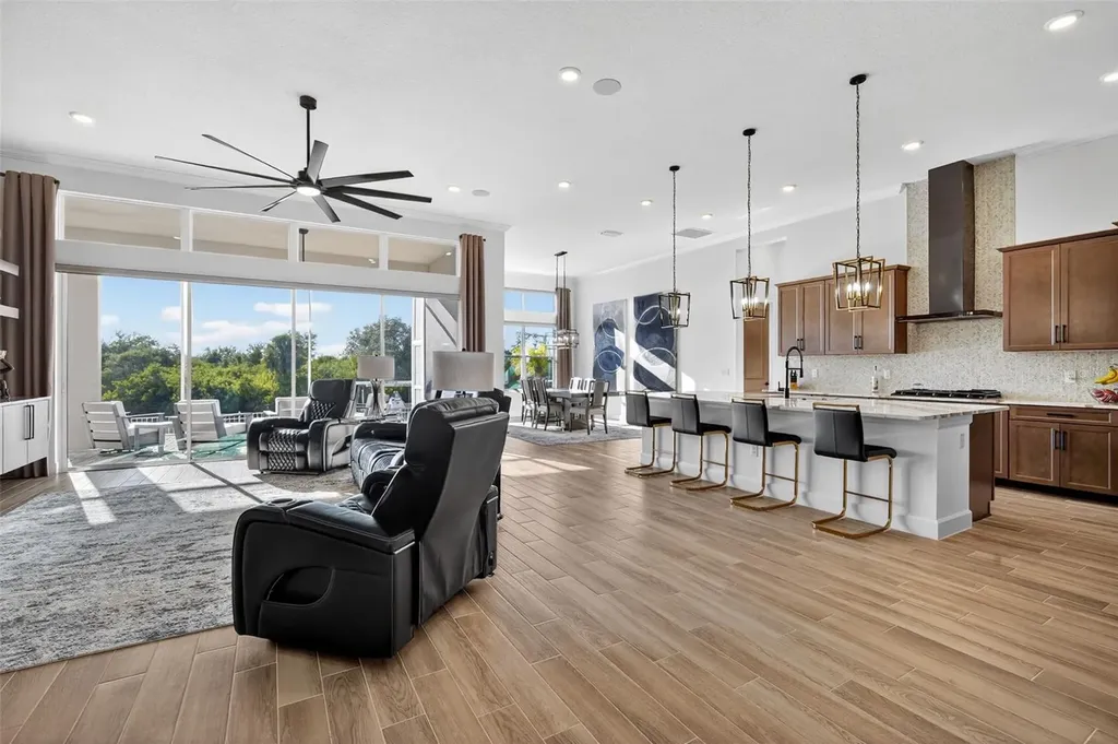 1088 Signet Drive Apollo Beach FL 33572