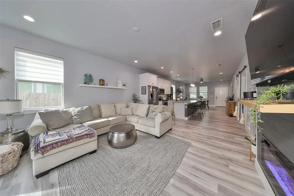 1819 E Eskimo Avenue Tampa FL 33604