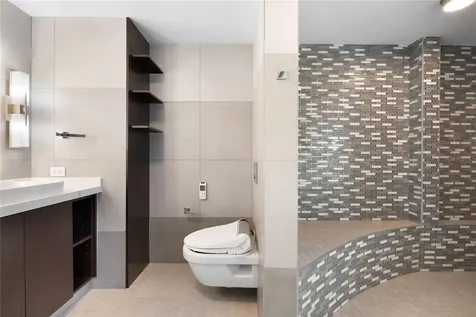 5575 Avenida Isla Verde Carolina PR 00979