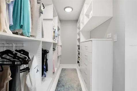 5575 Avenida Isla Verde Carolina PR 00979