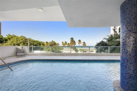 5575 Avenida Isla Verde Carolina PR 00979