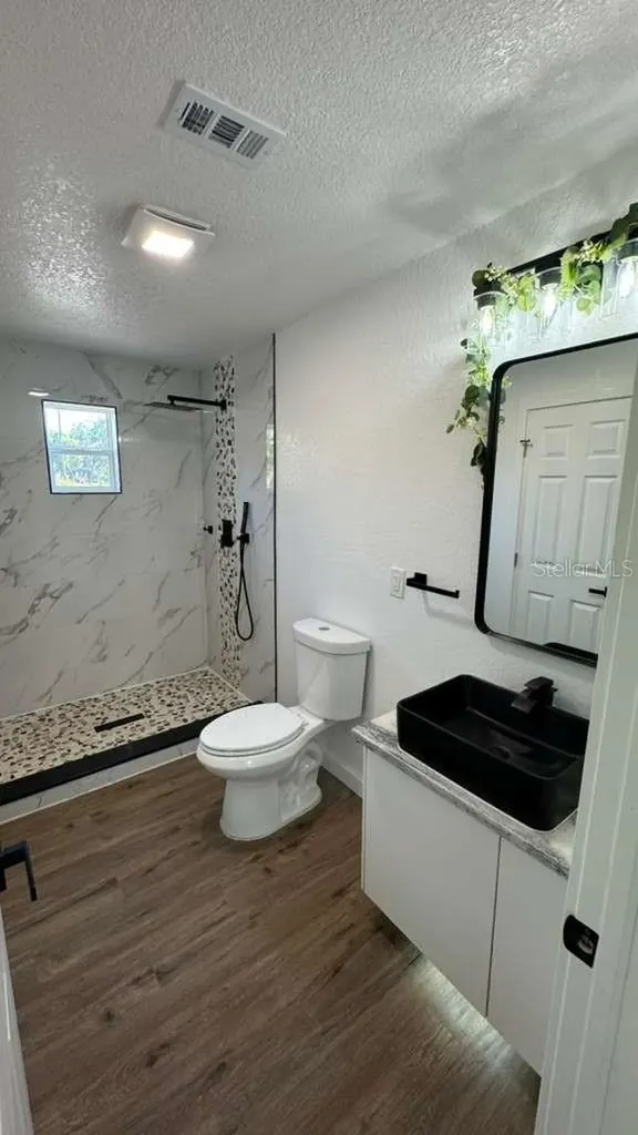 1118 E Linebaugh Avenue Tampa FL 33612