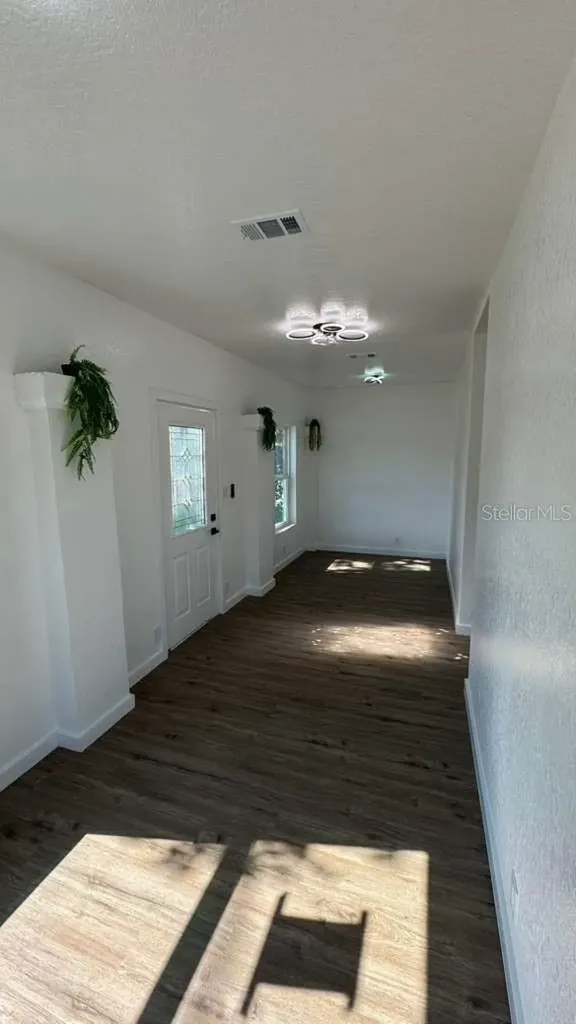 1118 E Linebaugh Avenue Tampa FL 33612