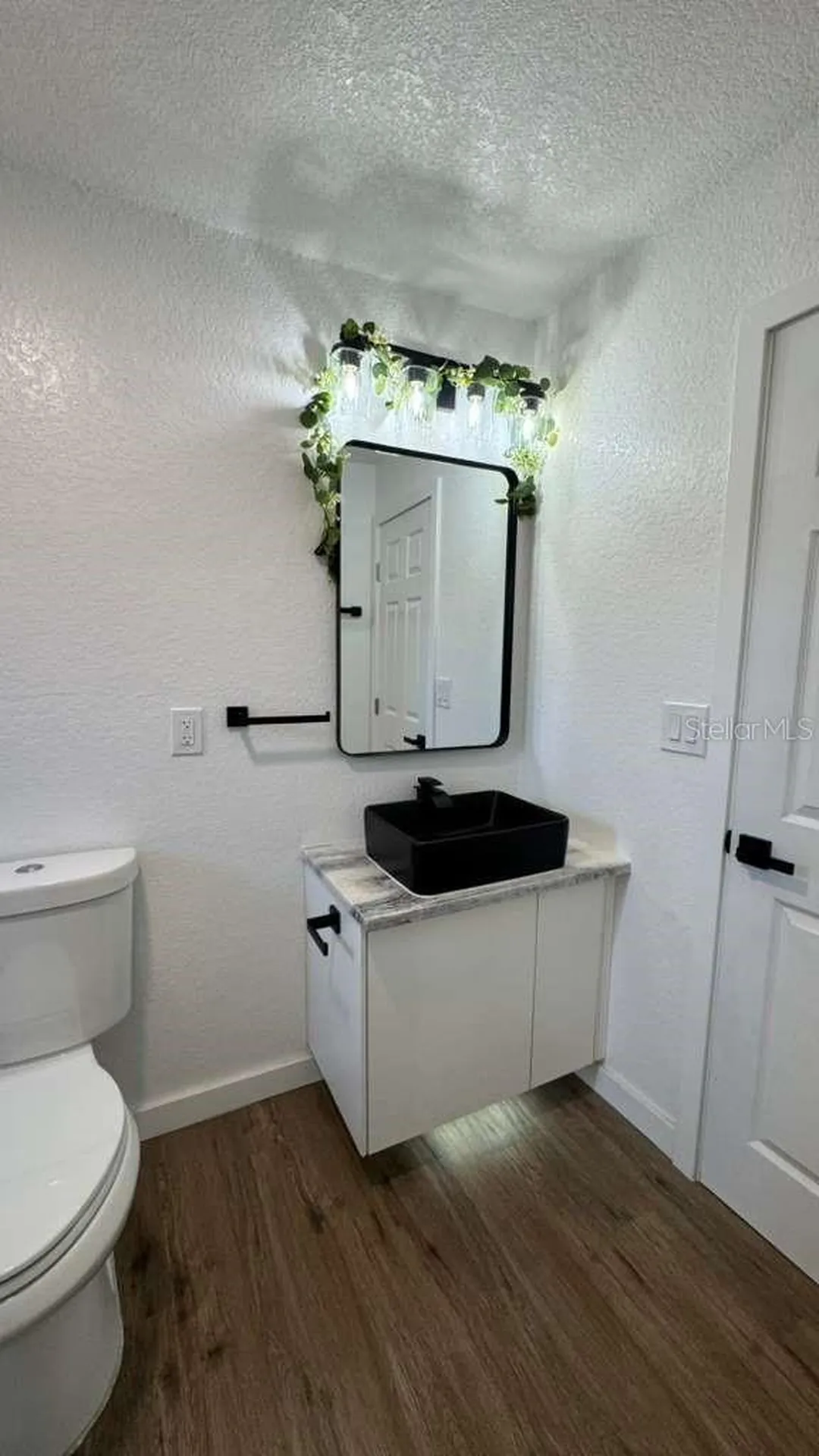 1118 E Linebaugh Avenue Tampa FL 33612