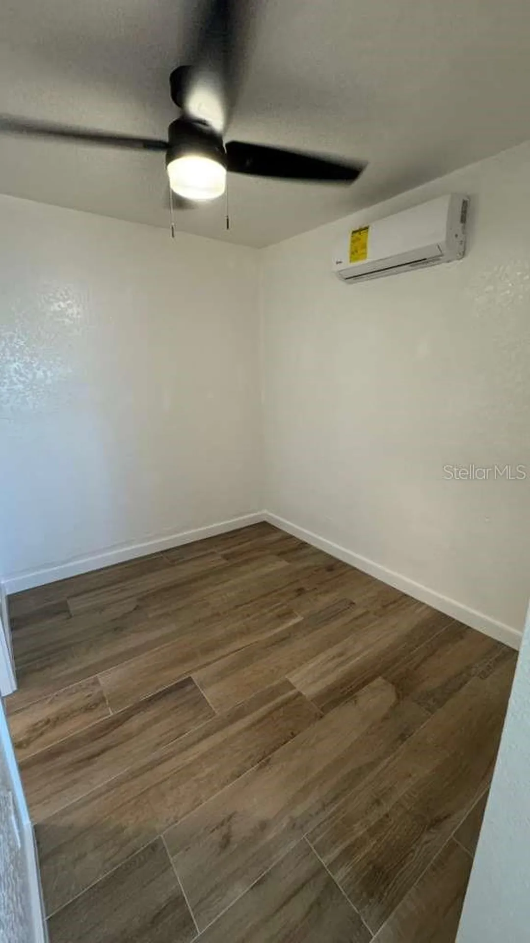 1118 E Linebaugh Avenue Tampa FL 33612
