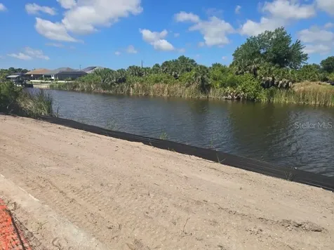 14246 Maysville Port Charlotte FL 33981