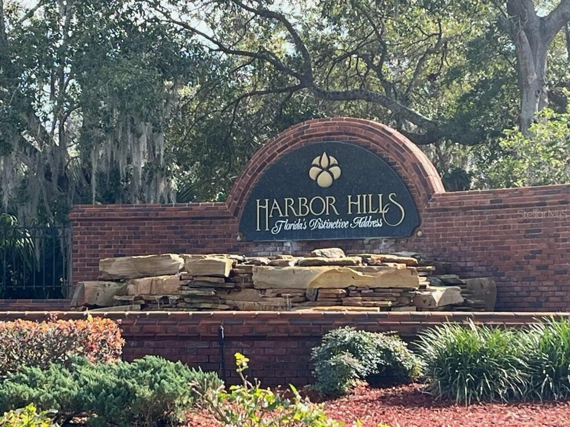 5090 Greens Drive Lady Lake FL 32159