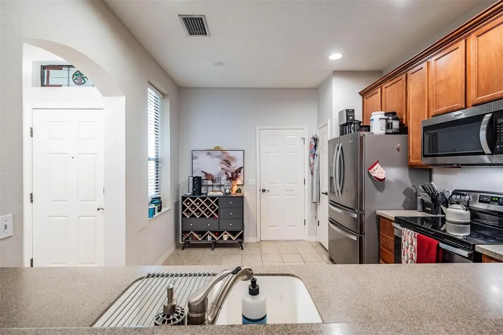 11836 13th Way N St Petersburg FL 33716