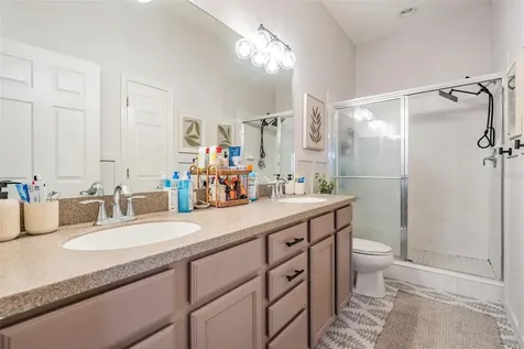 11836 13th Way N St Petersburg FL 33716