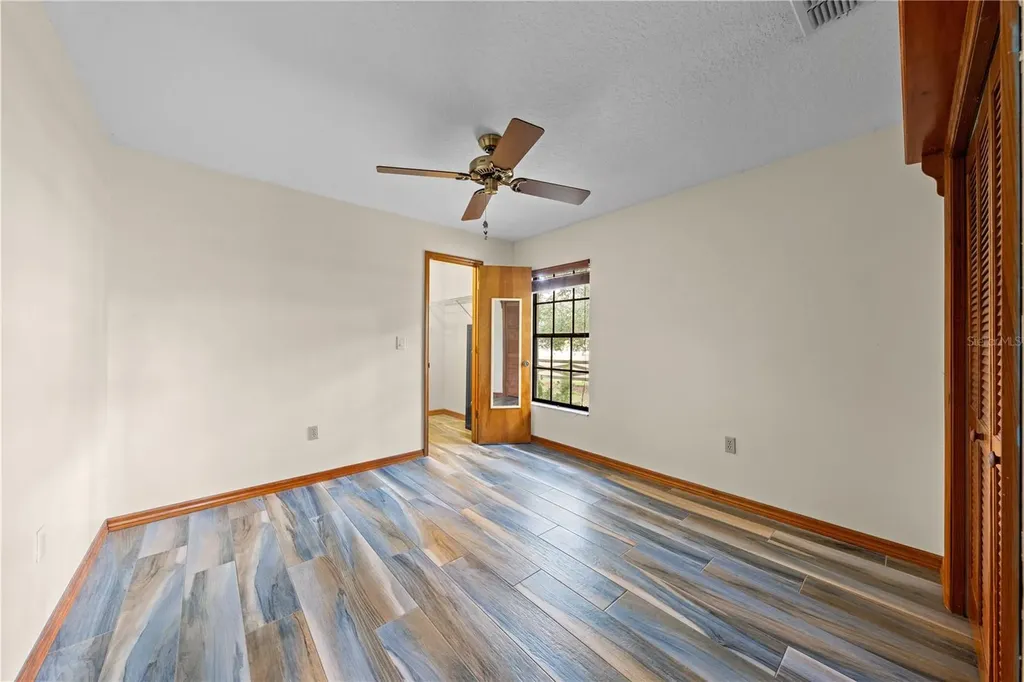 1860 Mustang Court St Cloud FL 34771