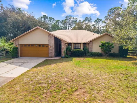 1860 Mustang Court St Cloud FL 34771