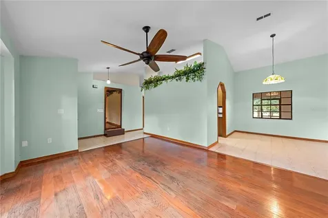 1860 Mustang Court St Cloud FL 34771