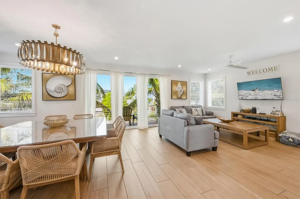 403 20th Place N Bradenton Beach FL 34217