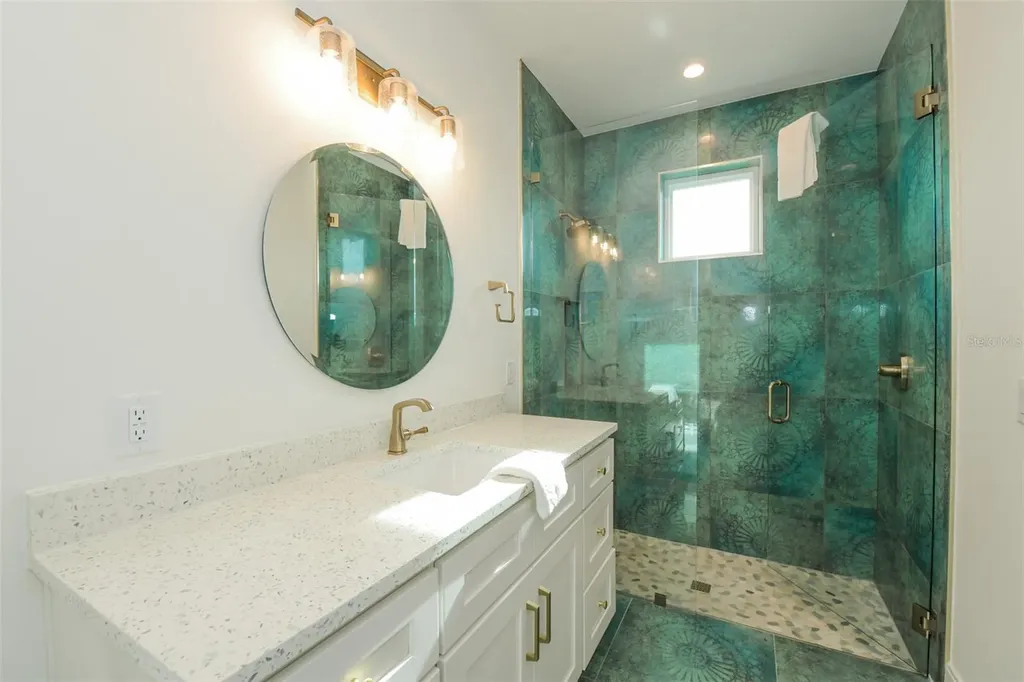 403 20th Place N Bradenton Beach FL 34217