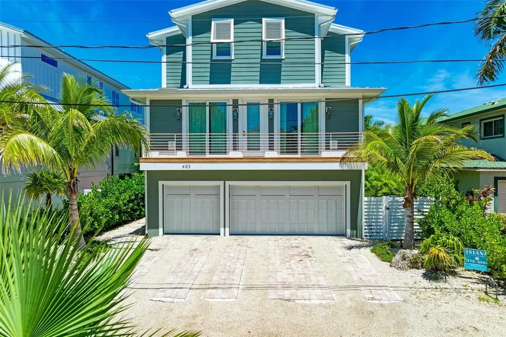 403 20th Place N Bradenton Beach FL 34217