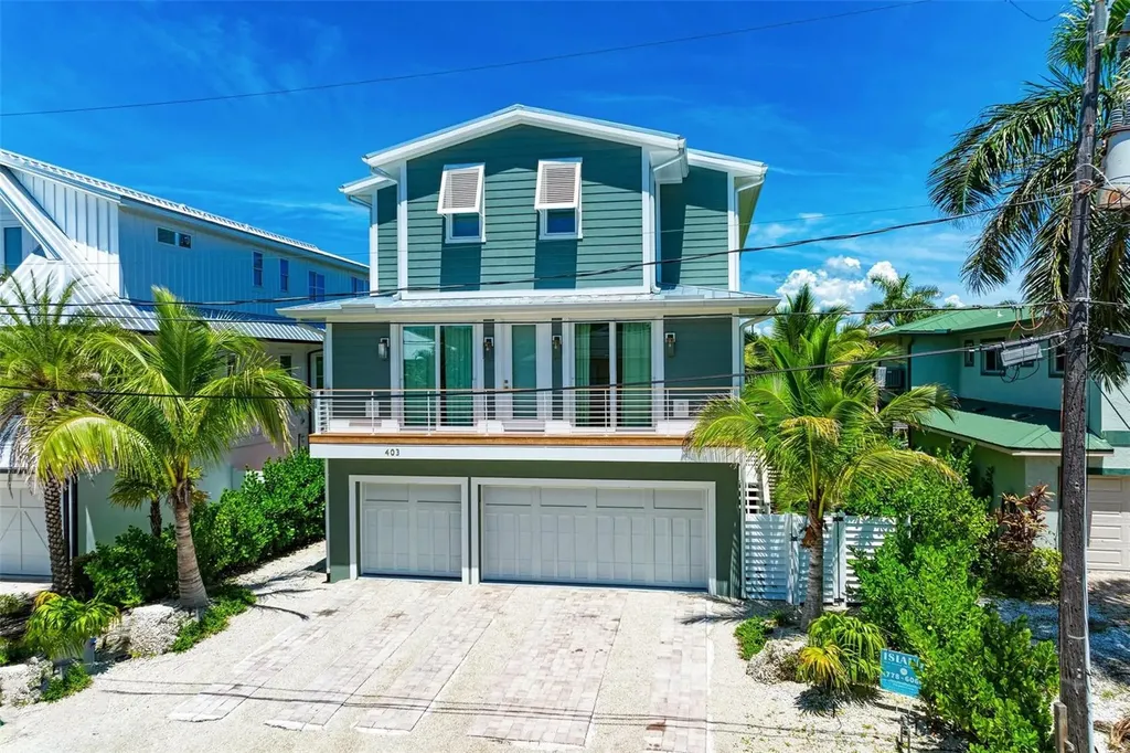 403 20th Place N Bradenton Beach FL 34217
