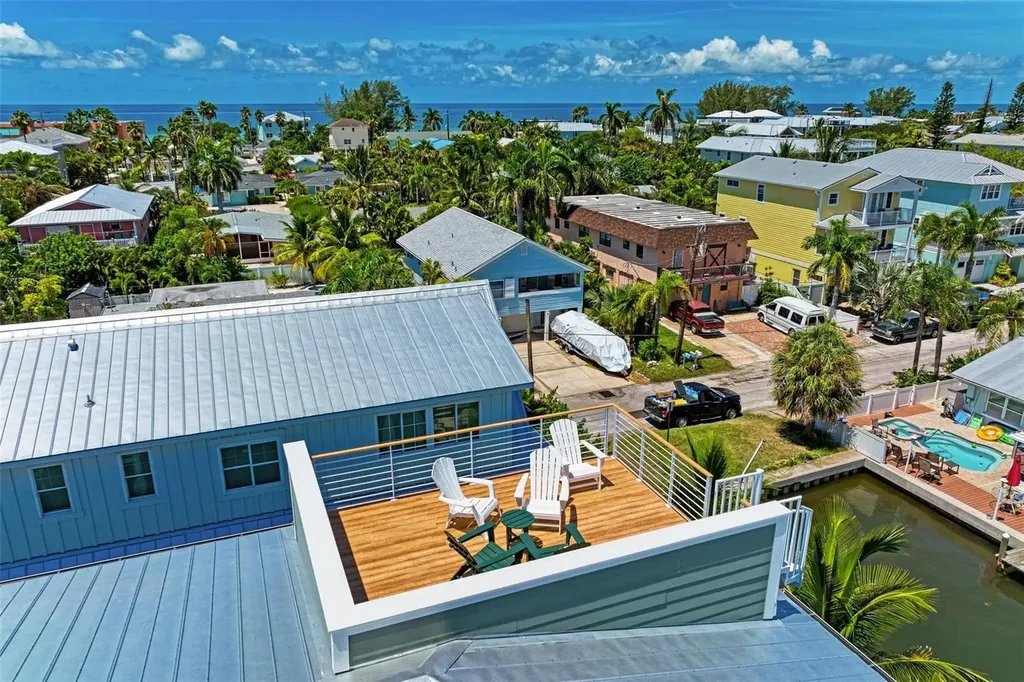 403 20th Place N Bradenton Beach FL 34217